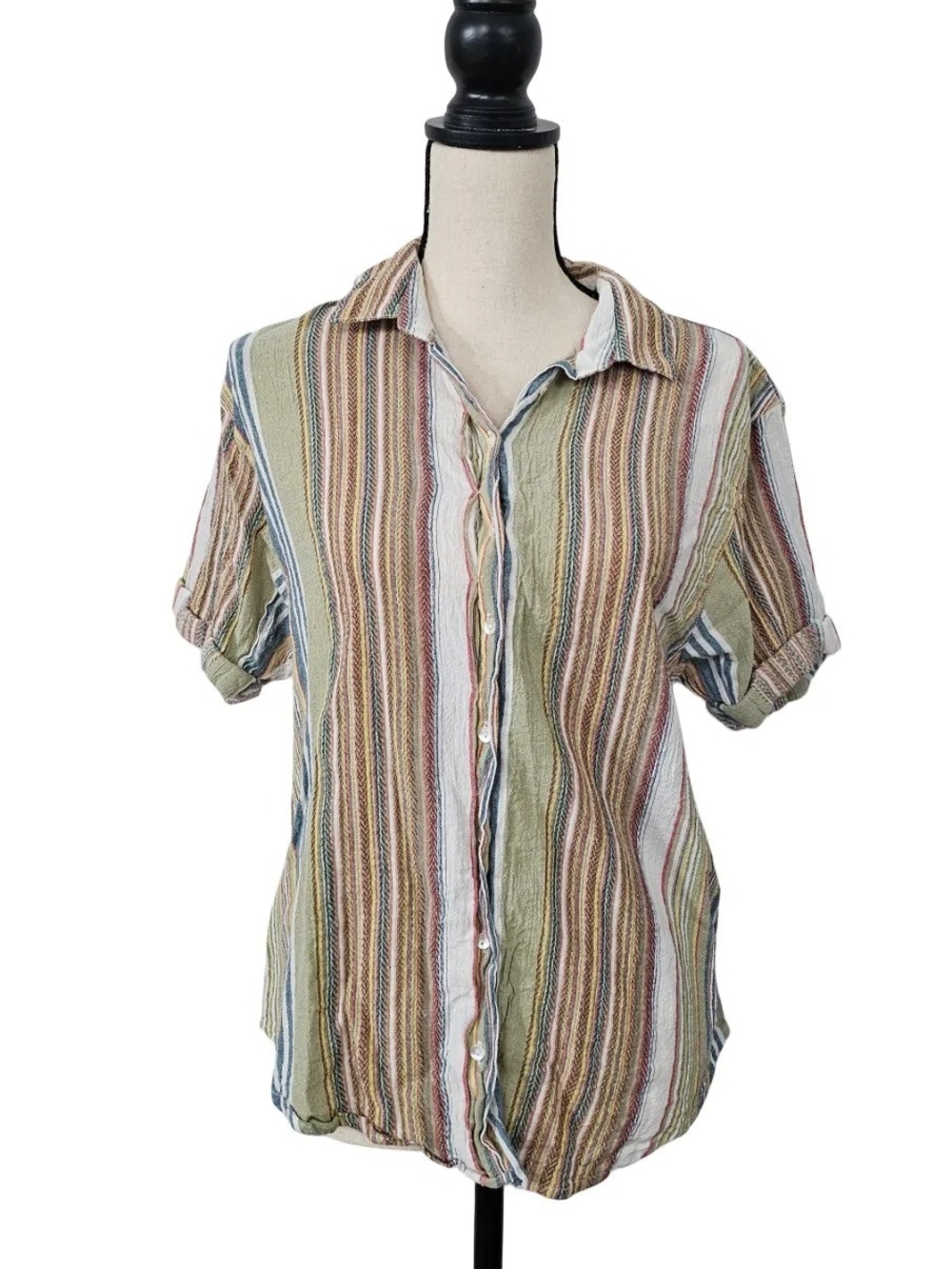 Lightweight Multicolor Striped Short-Sleeve Button-Down Shirt
